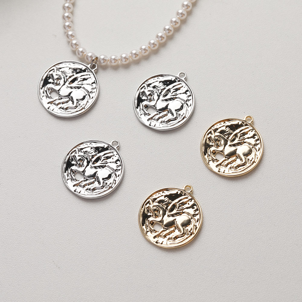Charm Necklace Dainty - 4 pçs delicado unicórnio encantos para