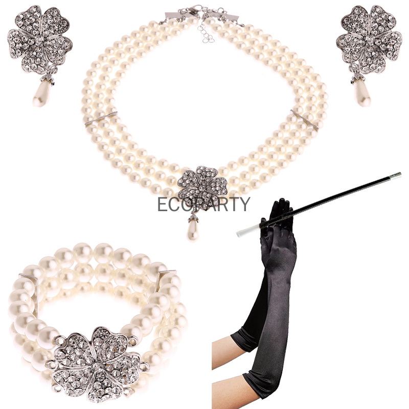 Women'S Accessories In The 1950S - Audrey hepburn café da manhã em
