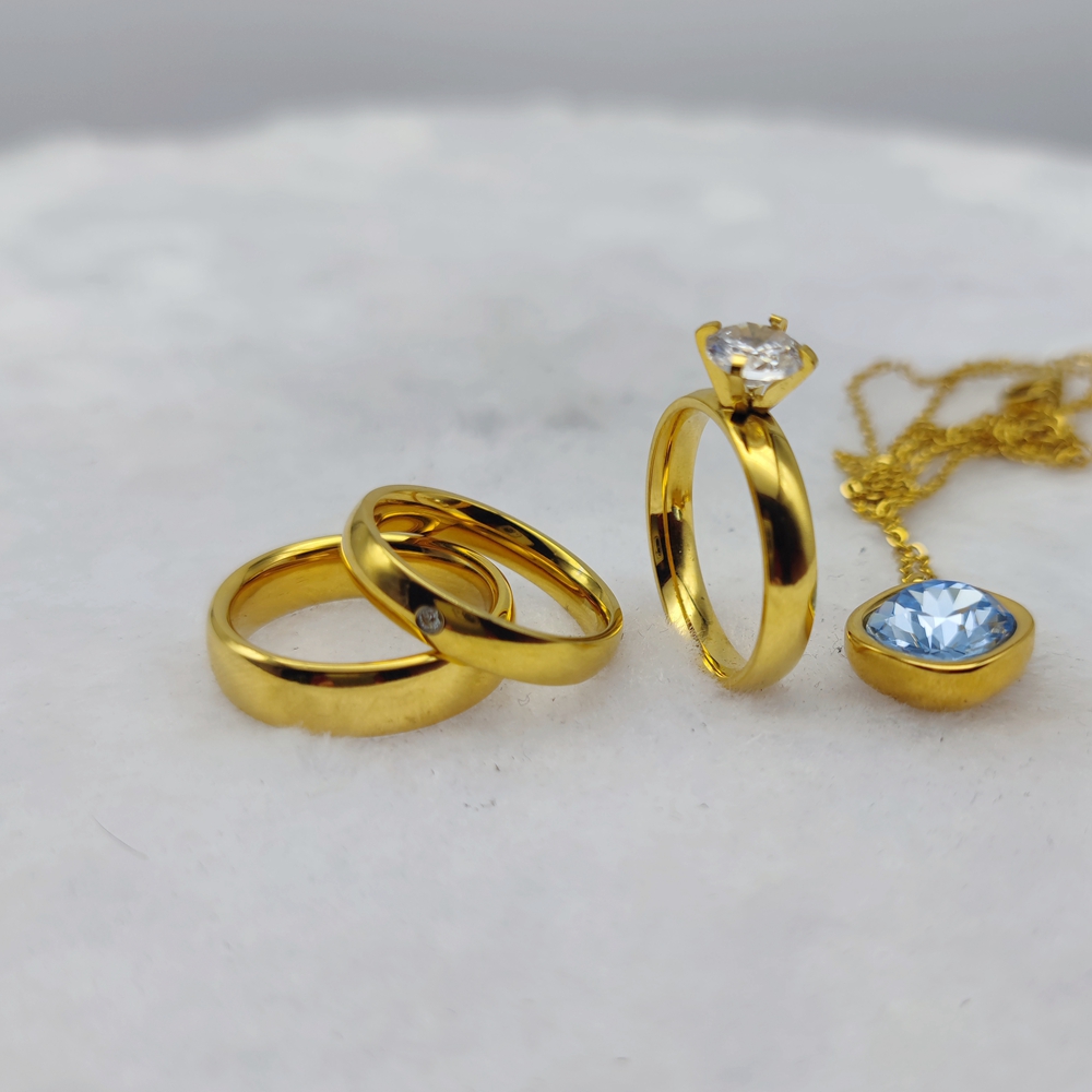 24k Banhado A Ouro Anéis De No - Women Accessories Display avaliação e preço